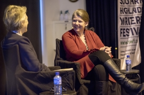 Sue Turnbull interviews Meg Keneally about The Monsarrat Series. Photo by Greg Jackson.